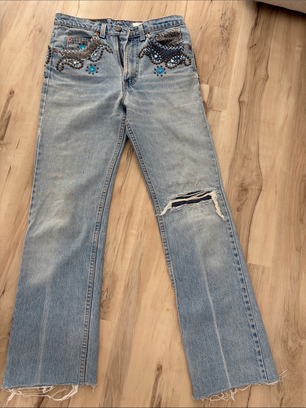 Levi's Light Blue Embellished Wide-Leg Jeans - Picture 3 of 9